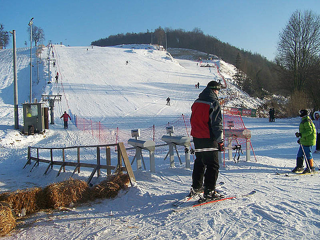 o-rodek-narciarski-batorz-narty-i-snowboard-skigo-pl